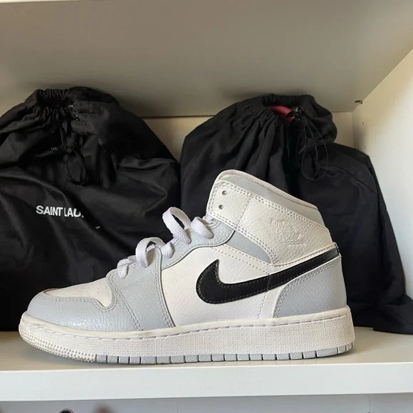 Nike Air Jordan 1 Mid in White and Gray